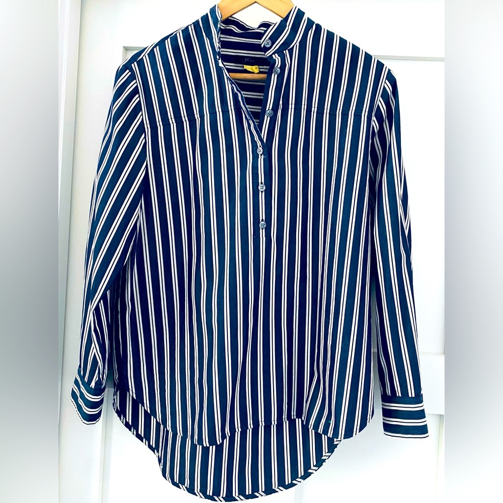 Women’s blue striped button up tunic/blouse from JCrew. Sz 4